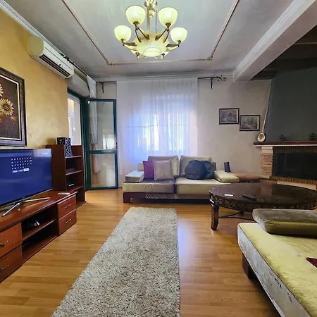 Apartment Logos Ii Deluxe W 24h Self Check In Tirana